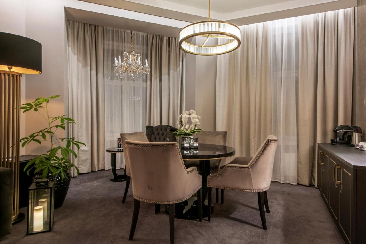 Home Hotel Grand Gjovik Bagian luar foto