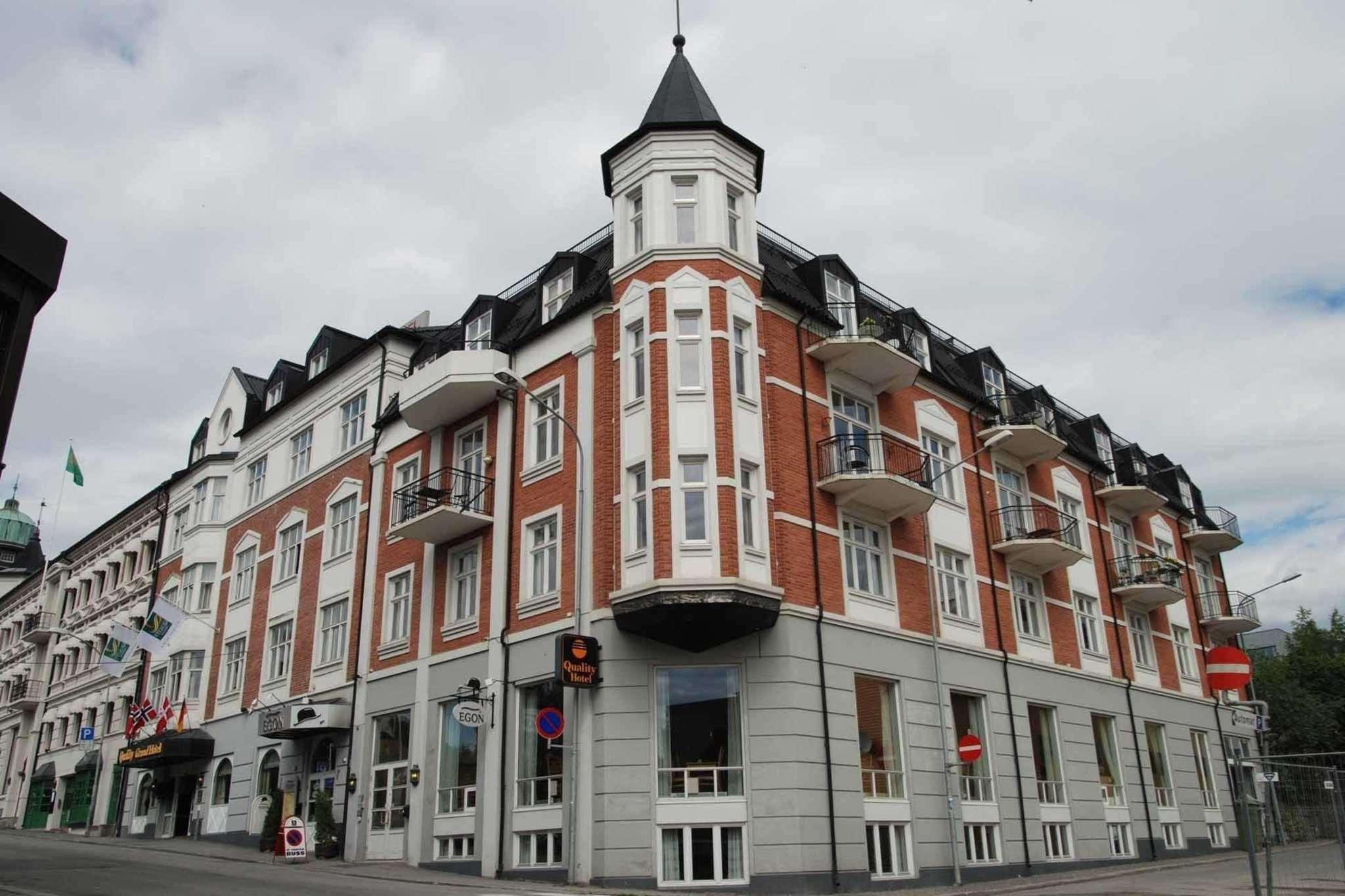 Home Hotel Grand Gjovik Bagian luar foto