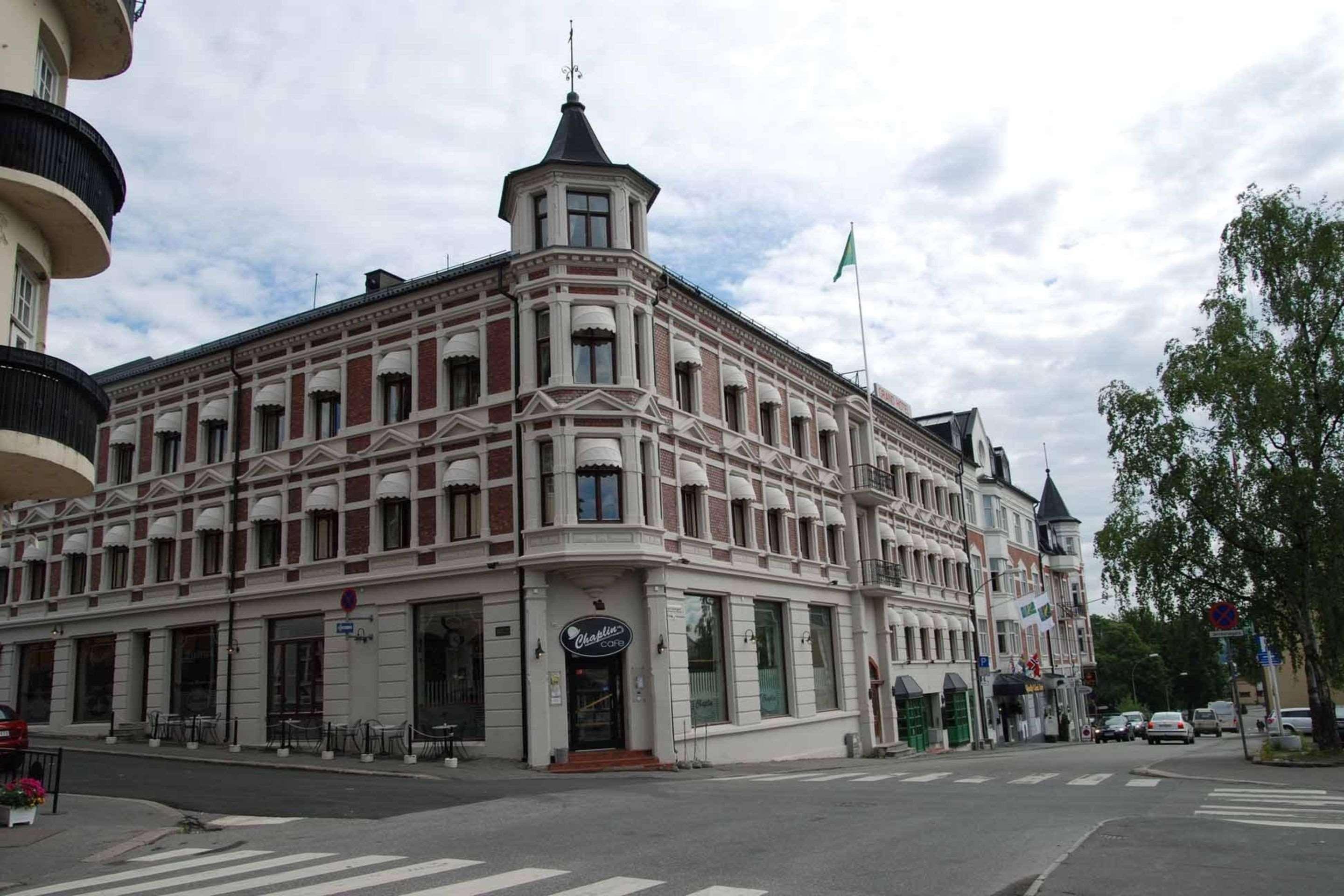 Home Hotel Grand Gjovik Bagian luar foto