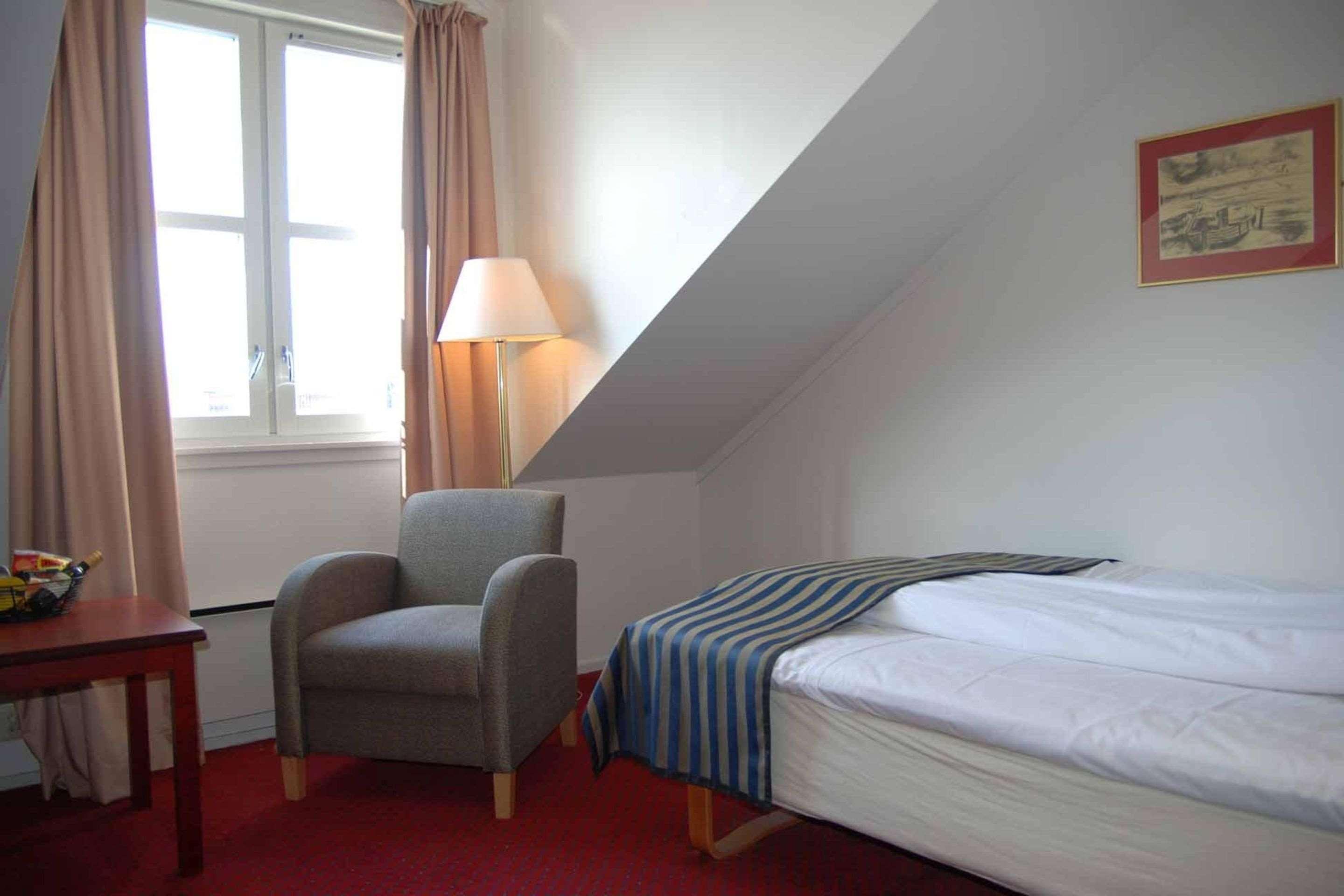 Home Hotel Grand Gjovik Ruang foto