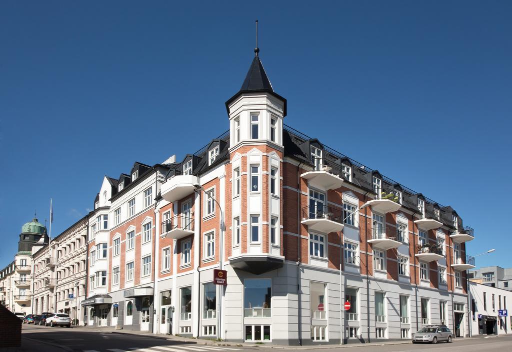 Home Hotel Grand Gjovik Bagian luar foto